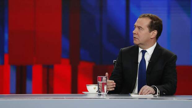 Медведев: в мире надо создать реестр потерь от колониализма и неоколониализма