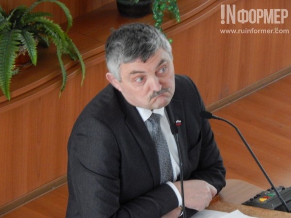 «Кто врёт?!» На заседании ЗакСа Севастополя снова жарко