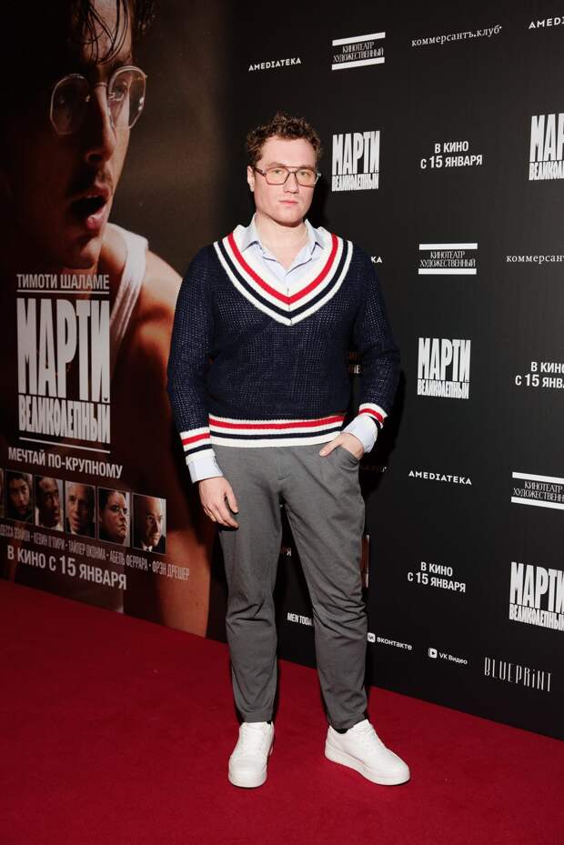 Пинг-понг: Григорий Верник, Мила Ершова и Ксения Суркова