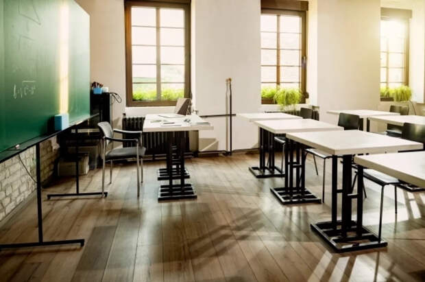 Более 17 тысяч детей сели за парты в отремонтированных школах Мариуполя