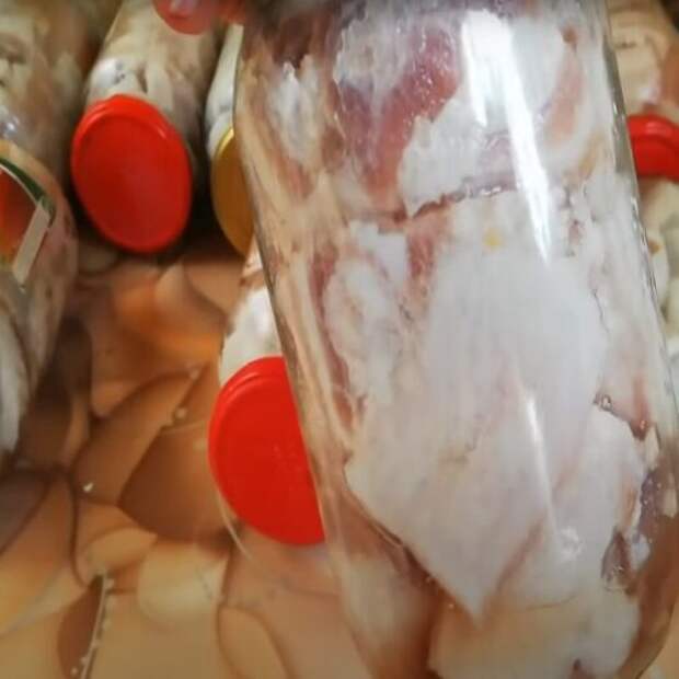 Сало в банках на длительный срок — через полгода будет вкуснее, чем в день закатки. Проверено поколениями!