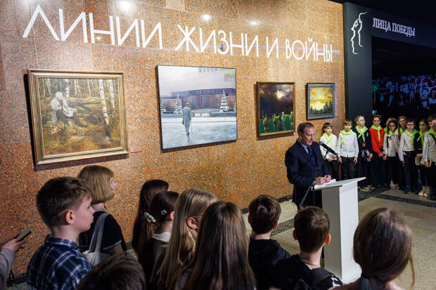 В Москве открылась выставка к 100-летию художника-фронтовика Алексея Шикина