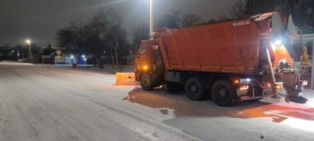 Более 7 тысяч километров дорог очистили от снега в Крыму