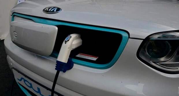 В РФ к 2024 году запланировано создать 25 000 отечественных электрокаров