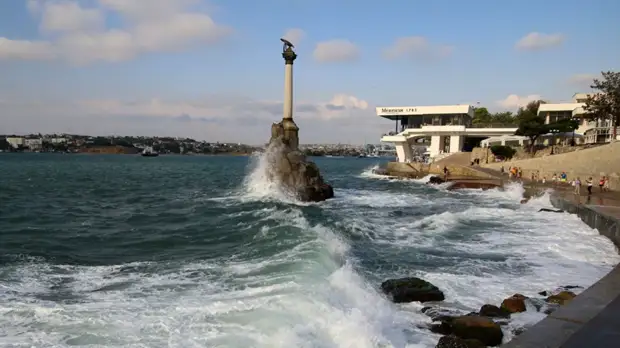Севастополь принял более 2 млн экскурсантов с начала года