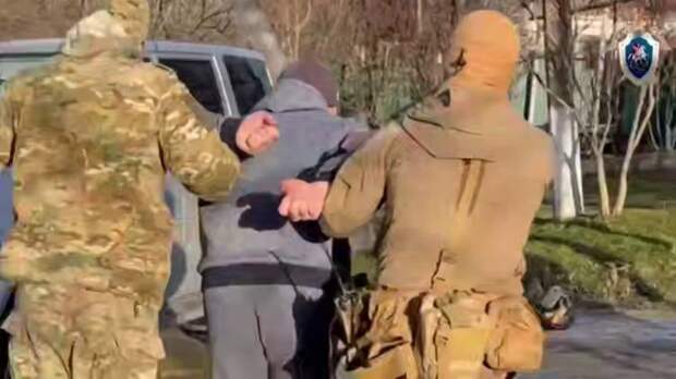 Комментарий с угрозами довел до следствия: силовики пришли с обыском к новороссийцу