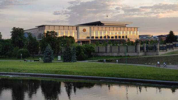 Минск с уважением отнесся к решению Москвы признать ЛДНР