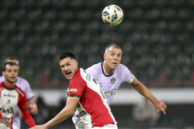 Легенда "Спартака" Дасаев не верит в возвращение нападающего Дзюбы в команду