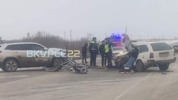 ДТП на трассе Барнаул-Алейск / Кадр из видео: 