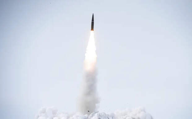 Показаны кадры уничтожения РСЗО HIMARS, из которой ВСУ обстреливали Курскую область