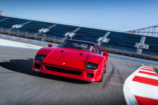 Ferrari f40 Pilot