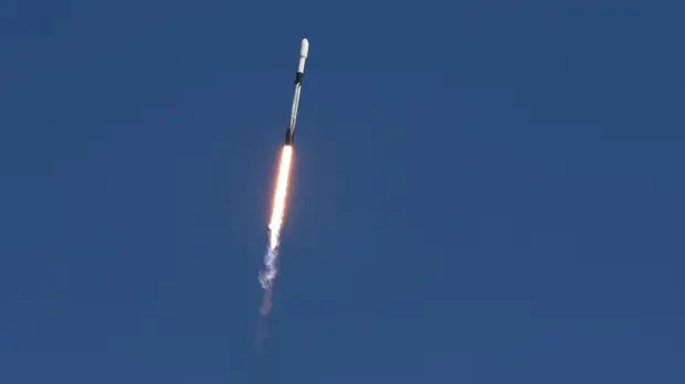 Запущенные Falcon 9 спутники начали развёртывание на орбите Земли
