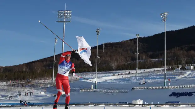 Нортуг назвал «нокаутом» победу Большунова в скиатлоне на ОИ-2022