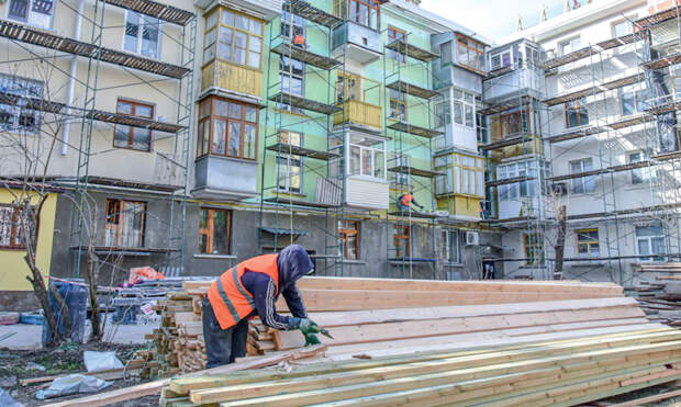 В Крыму планируют выполнить почти 1000 видов работ по капремонту МКД