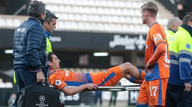 СМИ: Футболисту ЦСКА Дзагоеву потребуется операция