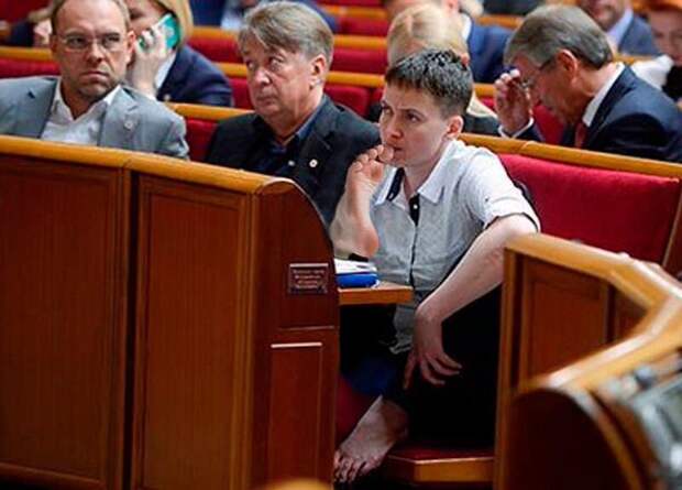 Из коры себе подругу выстругал: Сорос метит в политики неотесанную Савченко