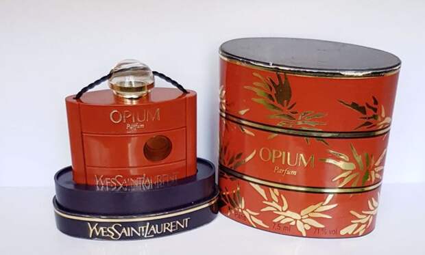 Opium Yves Saint Laurent / Фото: meshok.net Opium Yves Saint Laurent / Фото: meshok.net