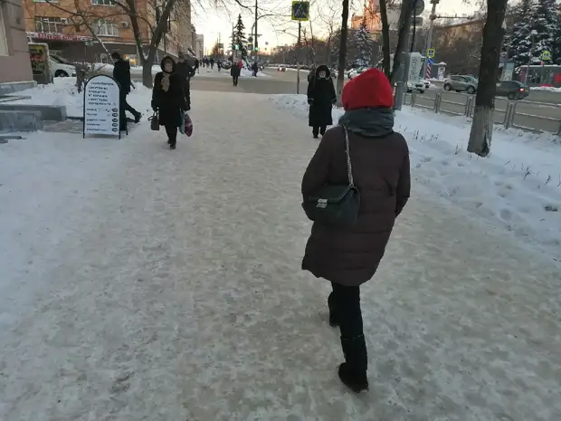 Мэрия Челябинска заплатит за перелом школьницы