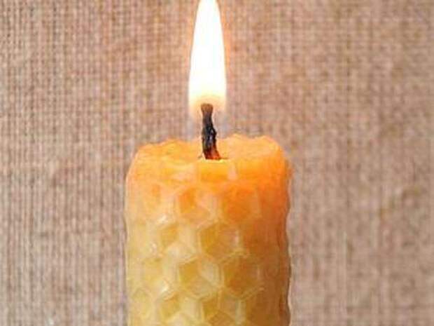 Как сделать оберег из восковой свечи и зарядить его на счастье