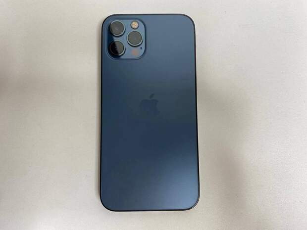 Как я купил iPhone 12 Pro сэкономив 15-20 тысяч рублей. Стоит ли так делать?