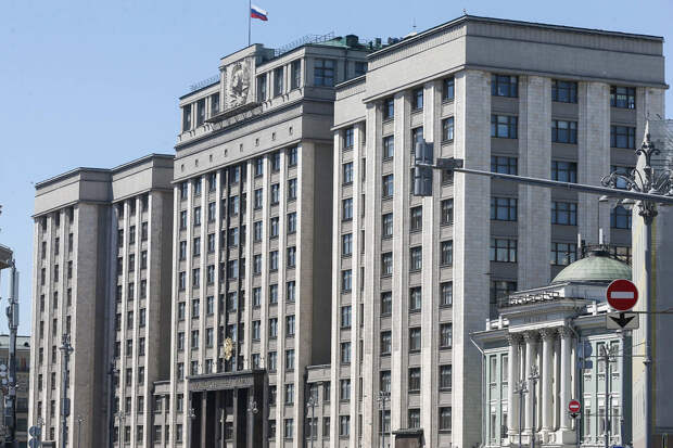 Уравнивание ролей СССР и Германии в войне станет преступлением