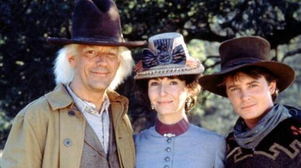 Как сейчас выглядит Мэри Стинберген, сыгравшая Клару Клейтон в «Назад будущее»