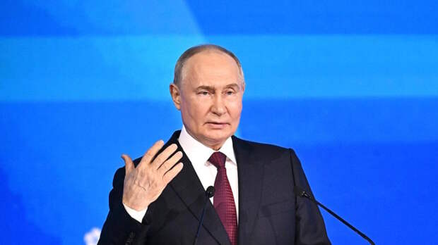 Президент рассказал о планах перенести головные структуры крупнейших госкорпораций РФ в регионы