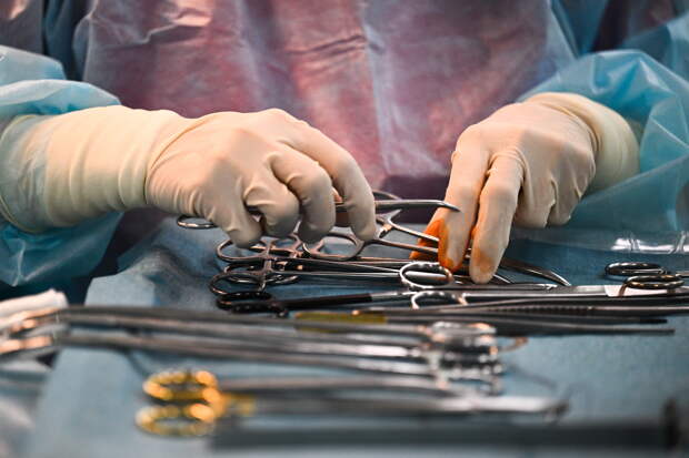 Россиянин отвез тела 20-летней жены и ребенка в морг и получил объяснения от врачей