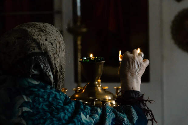 Можно ли своими словами и о чем: митрополит Марк рассказал, как молиться