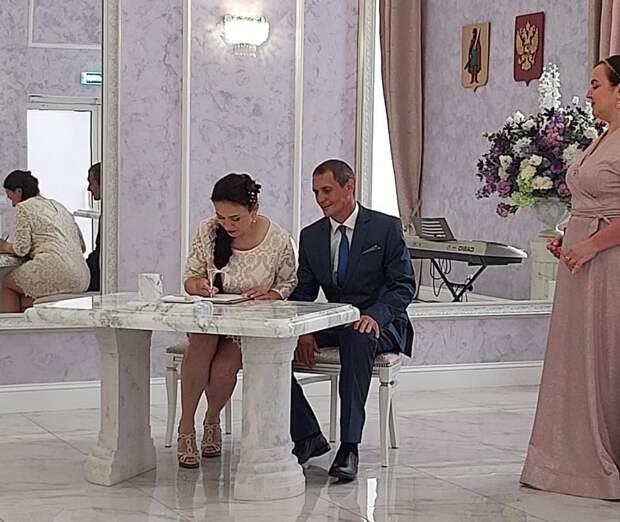 Ветеран боевых действий и эвакуированная из ЛНР встретились и поженились в Рязани
