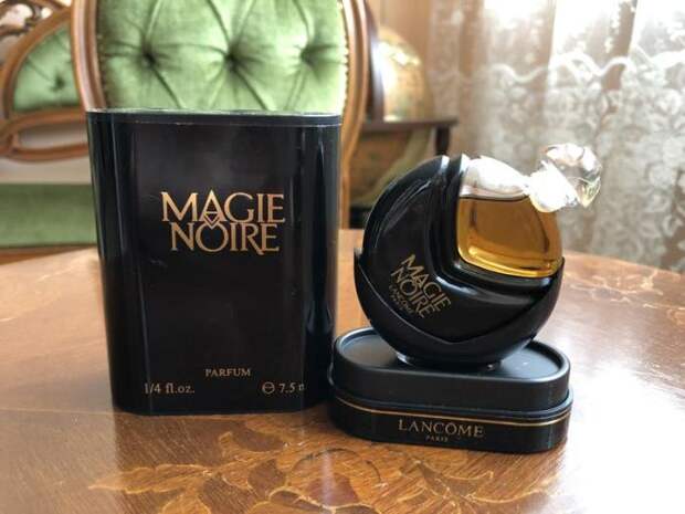 Magie Noire Lancome / Фото: izi.ua Magie Noire Lancome / Фото: izi.ua