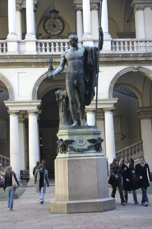 Скульптура Наполеон Бонапарт, Милан