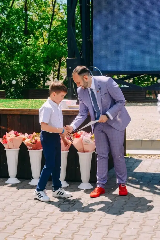 Лекцию для взрослых о воспитании прочитал известный учитель Уссурийска Иван Лаоши