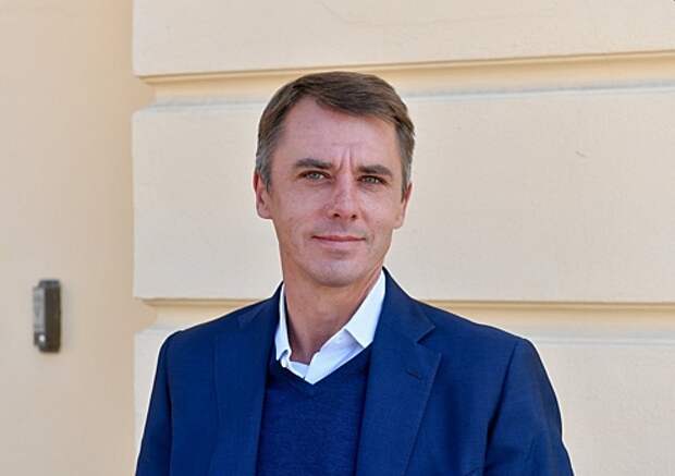 Судебные приставы ищут известного актера за неуплату почти 10 млн алиментов