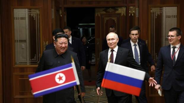Daily Mail: поведение Путина в Пхеньяне вызвало негодование в Британии