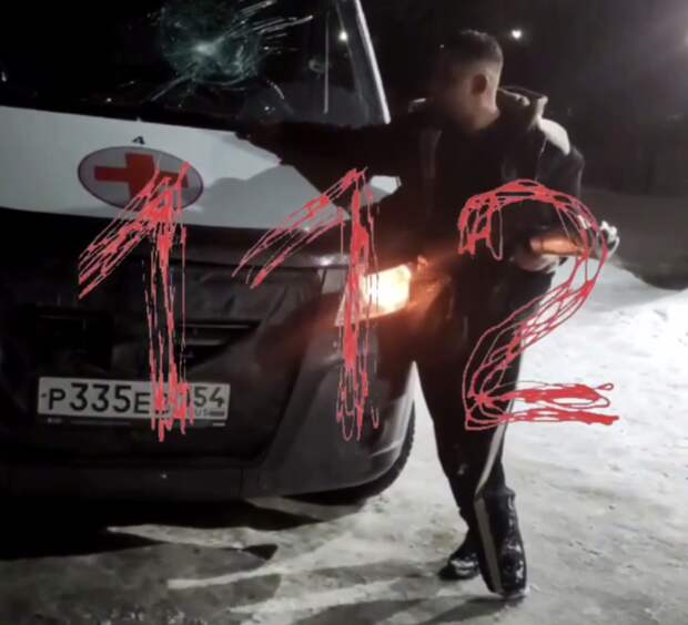 112: мужчина разбил своим протезом стекло машины скорой помощи в Сибири