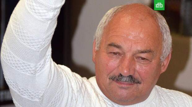 В Петербурге карельский депутат «заминировал» самолет, чтобы успеть на рейс