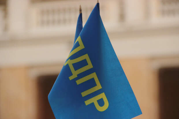 ЛДПР предлагает сократить до 30 часов рабочую неделю одному из многодетных родителей