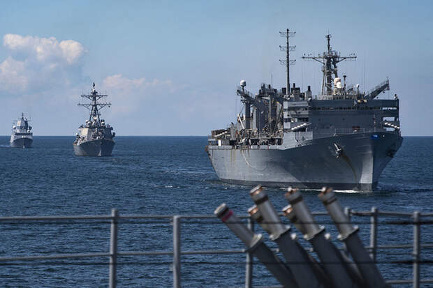 Планы США по Ирану осложнились из-за совместных учений РФ, Китая и Ирана