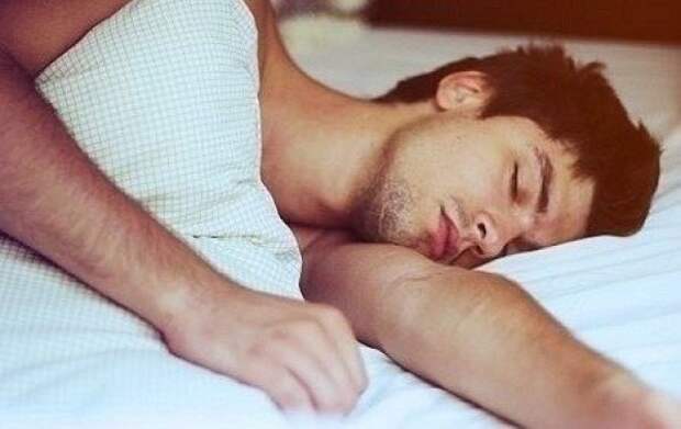 Фотография: Почему спать 8 часов — хорошо, а 6 — плохо: научное объяснение феномена сна №4 - BigPicture.ru
