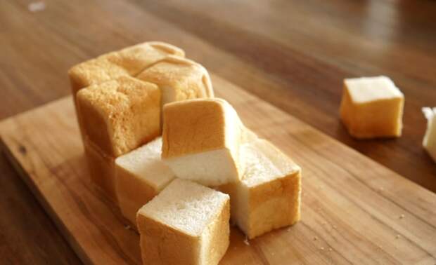 Супер вкусные и хрустящие хлебные кубики с начинкой