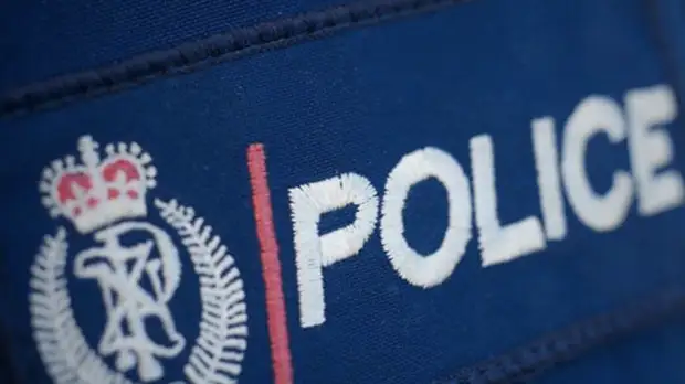 В новозеландском городе Окленд неизвестный напал с ножом на посетителей супермаркета