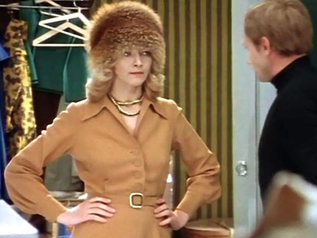 Чтобы мех сохранил свой первозданный вид как можно дольше, класть на поверхность головной убор не рекомендовалось / Фото: wi-fi.ru Чтобы мех сохранил свой первозданный вид как можно дольше, класть на поверхность головной убор не рекомендовалось / Фото: wi-fi.ru