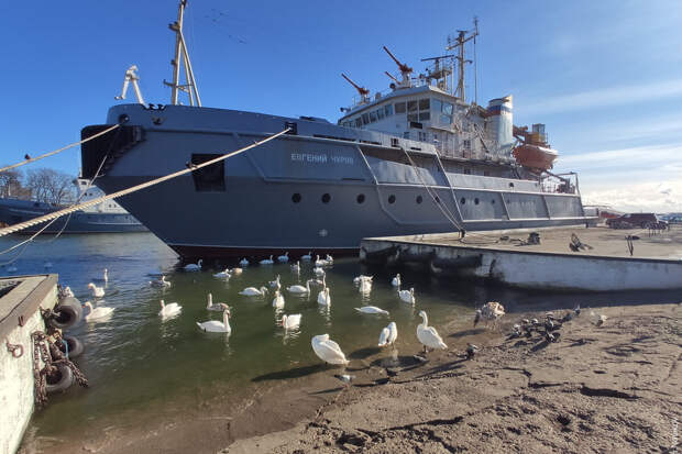 Силы поисково-спасательного обеспечения Балтийского флота проводят в Балтийском море учение по буксировке условно аварийного корабля
