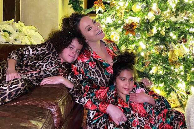 Как Наталья Водянова, Мэрайя Кэри, семейство Бекхэм и другие встретили Рождество