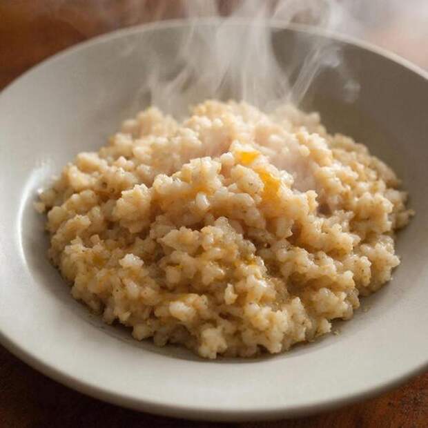 Нутрициолог Попова назвала категории людей, кому навредит ячневая каша