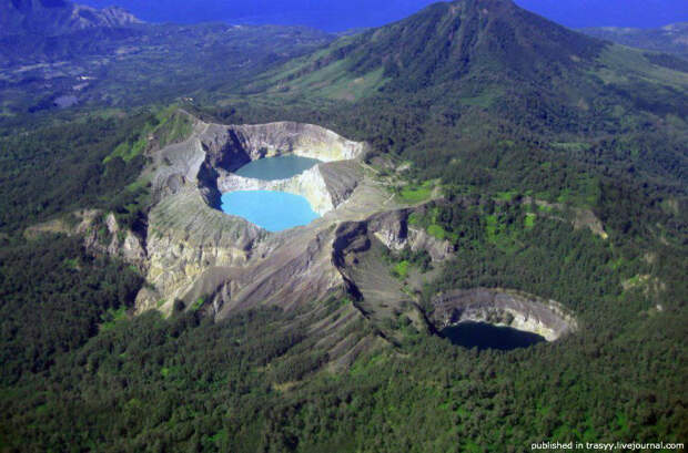 Кратер Келимуту. Самые удивительные вулканические кратеры нашей планеты