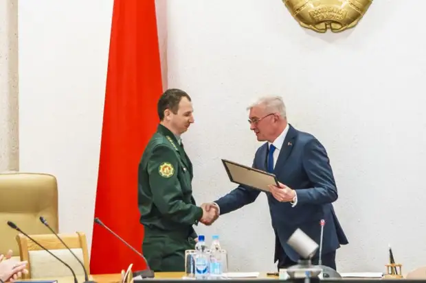 В Могилеве наградили победителей областного конкурса на лучшую организацию по охране труда и производственного травматизма.