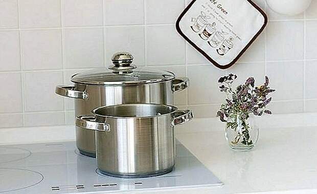 кастрюли