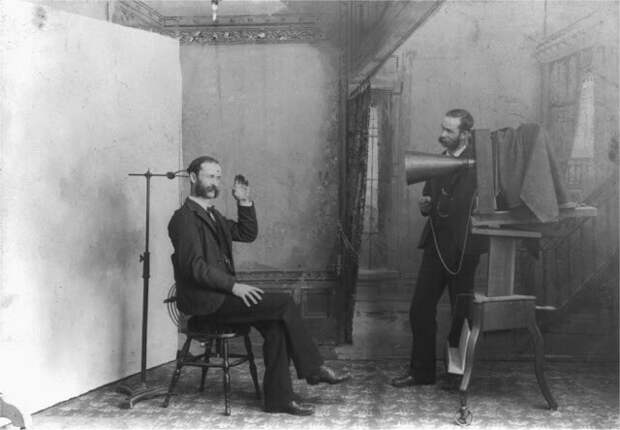 Держатель для головы - фотопринадлежность викторианской эпохи